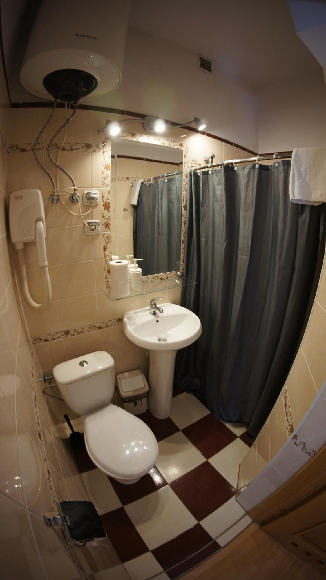 Metropolitan Apartments Красков Екстериор снимка