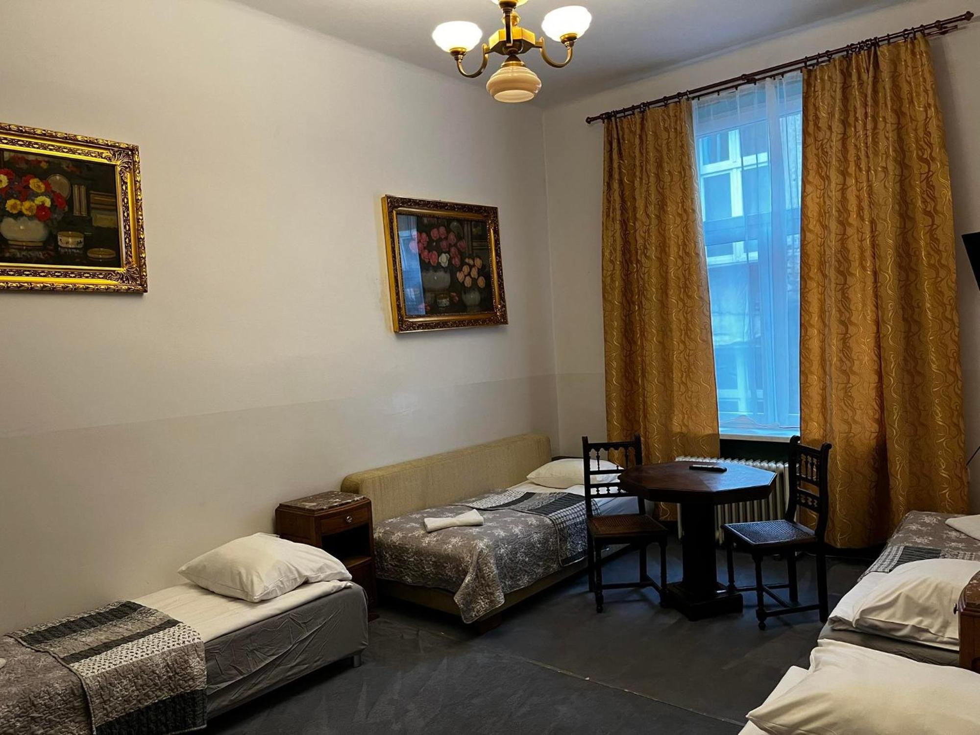 Metropolitan Apartments Красков Екстериор снимка