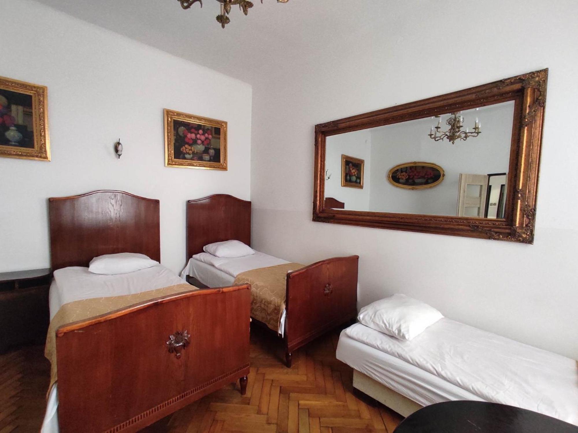 Metropolitan Apartments Красков Екстериор снимка