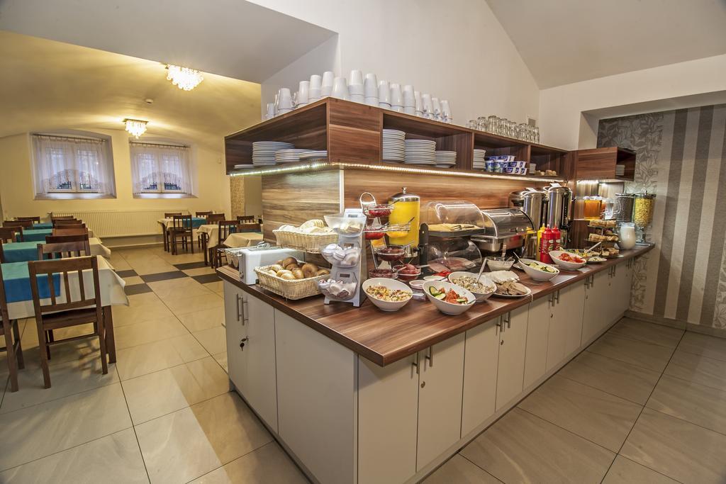 Metropolitan Apartments Красков Екстериор снимка